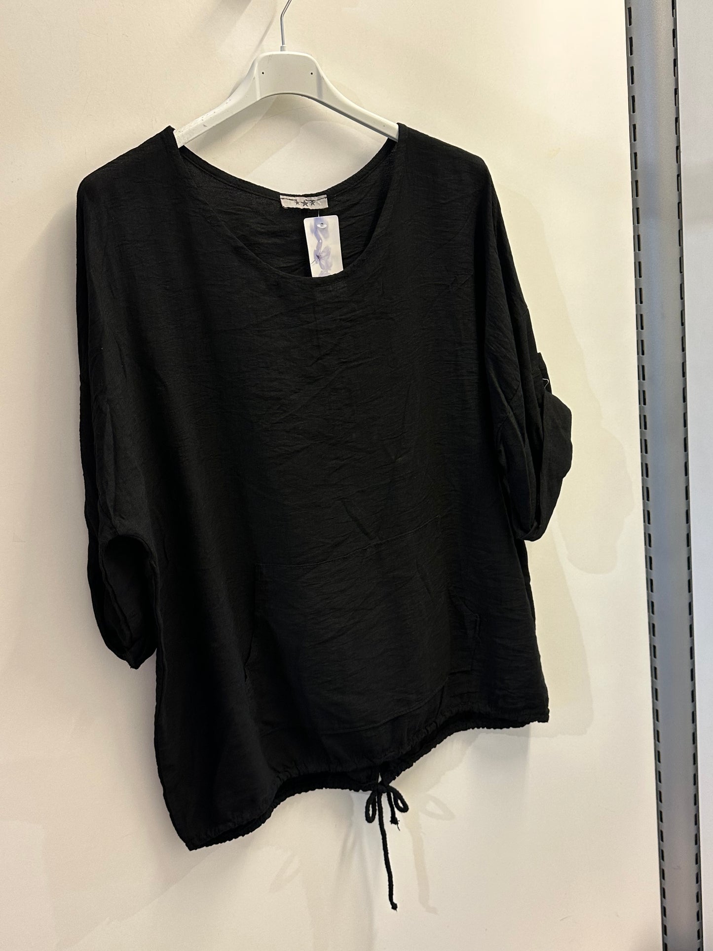 Pusero nyörihelmalla (5 väriä)