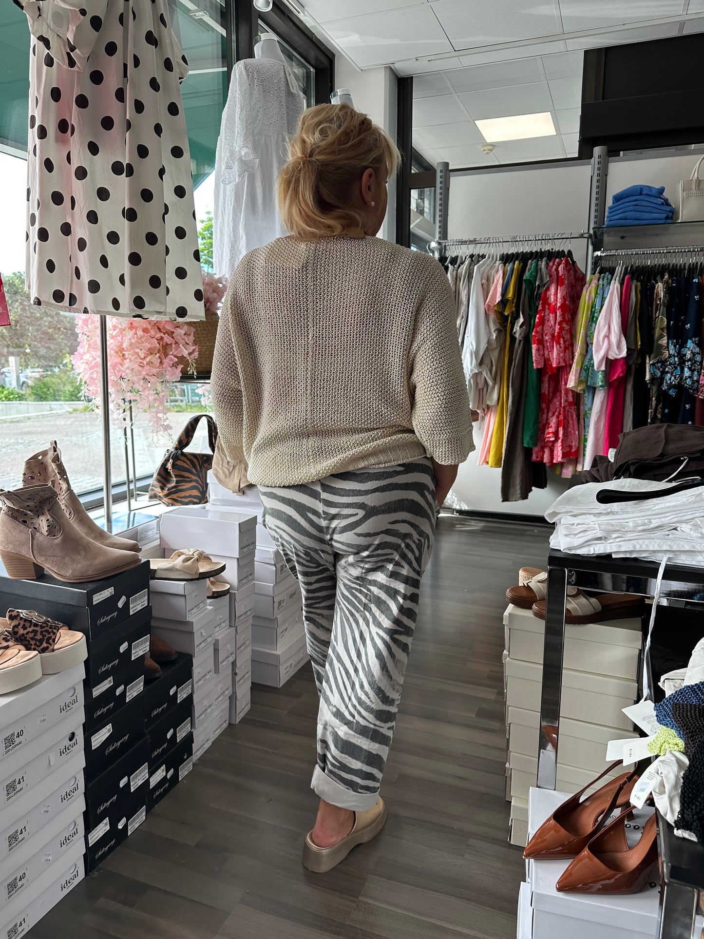 Plussize kuviollinen housu (3 sävyä)