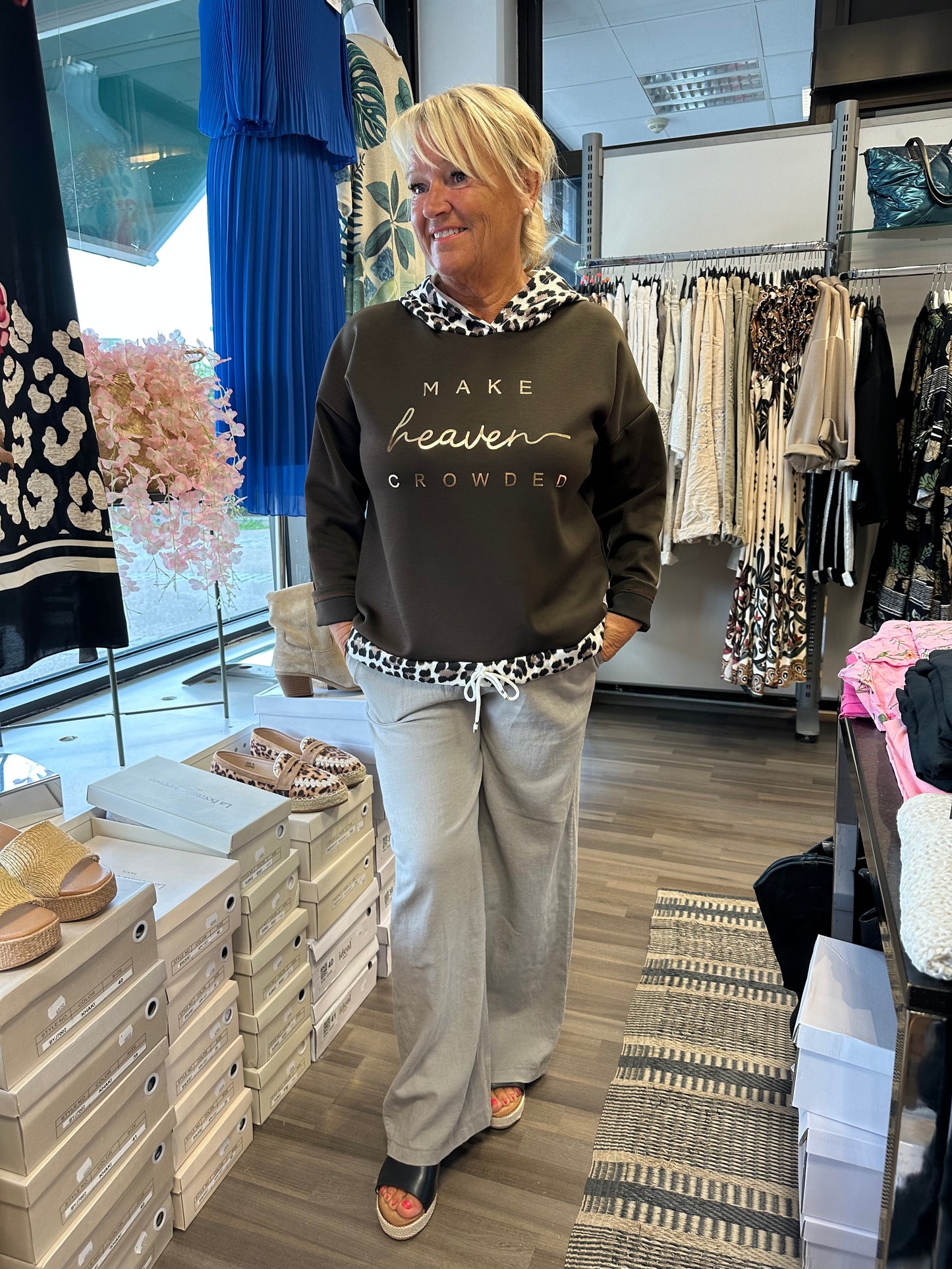 Leveät pellavahousut fango