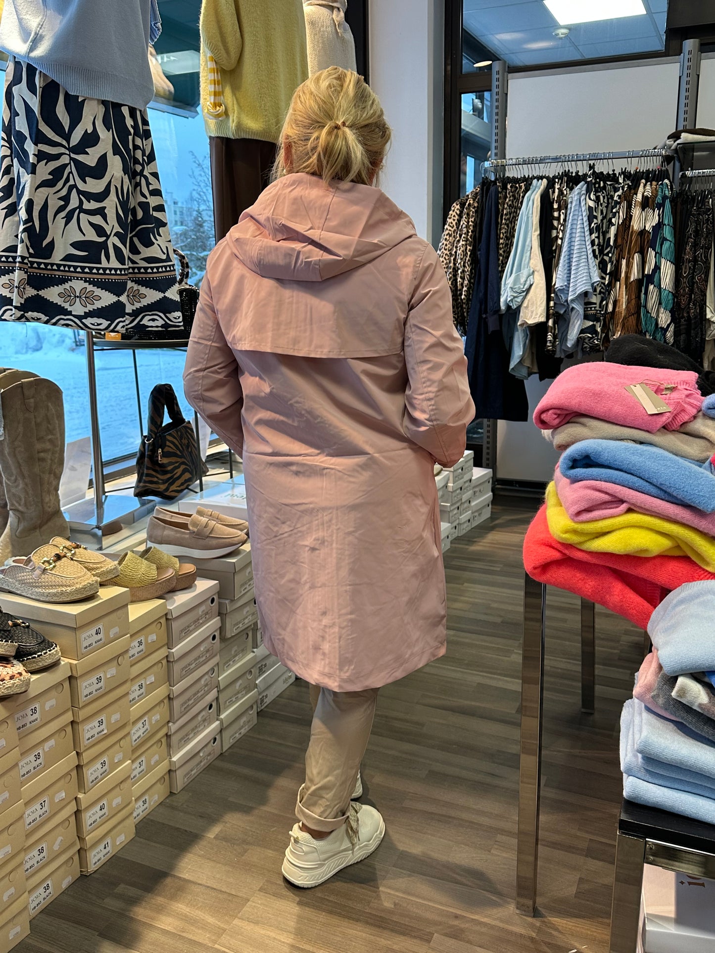 Kosteutta pitävä kevättakki roosa