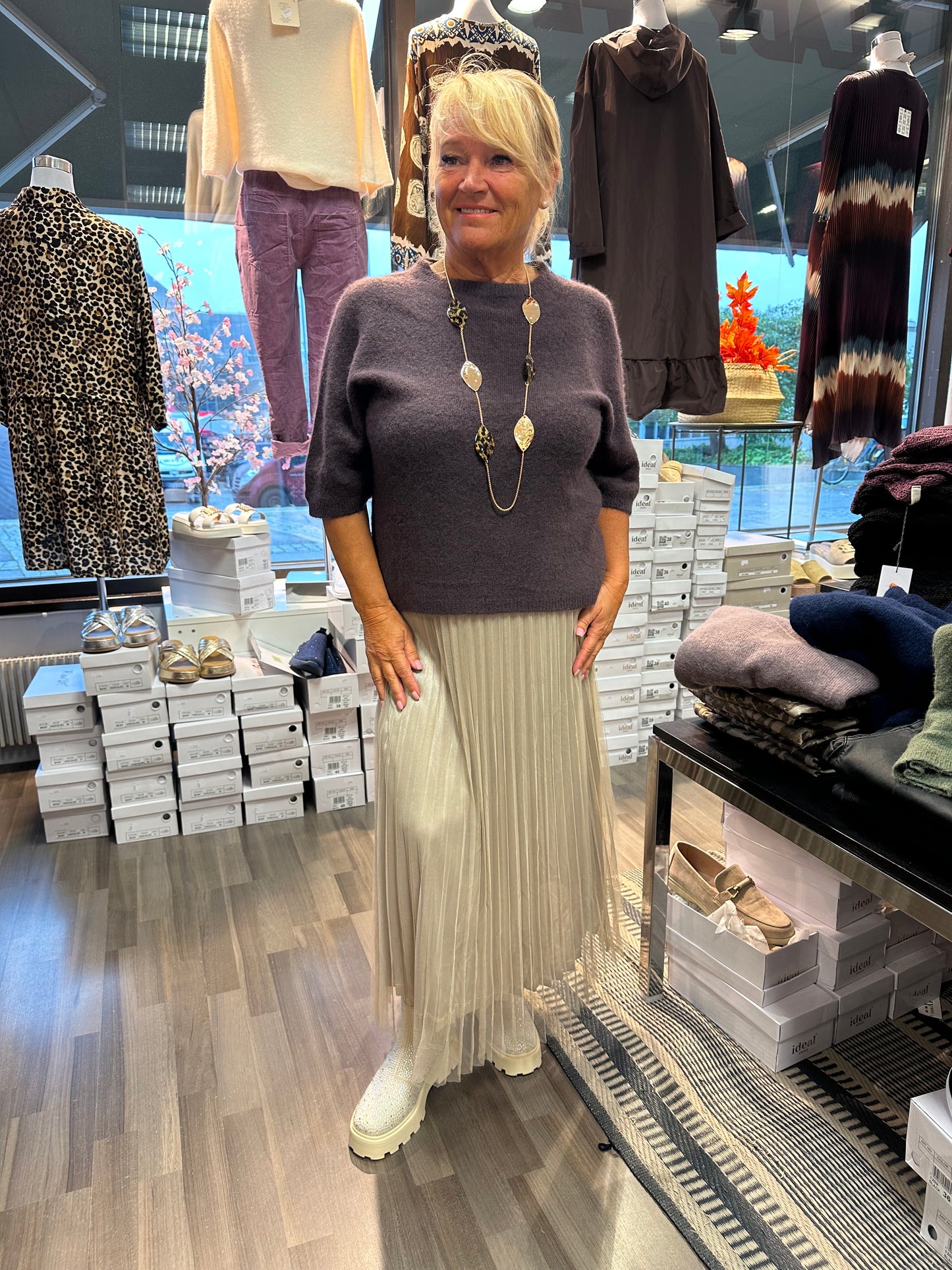 Alpakka-sekoite neule ruskea