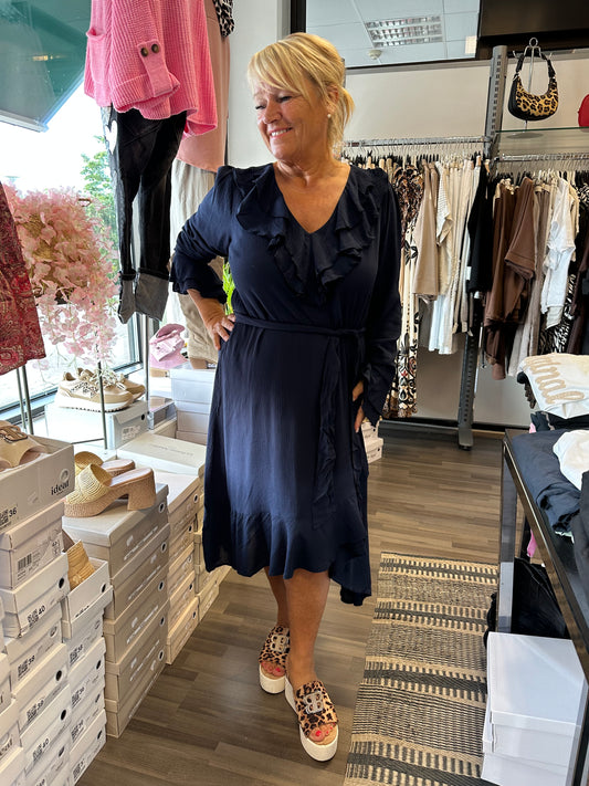 Kreppisviskoosi mekko Adeline navy