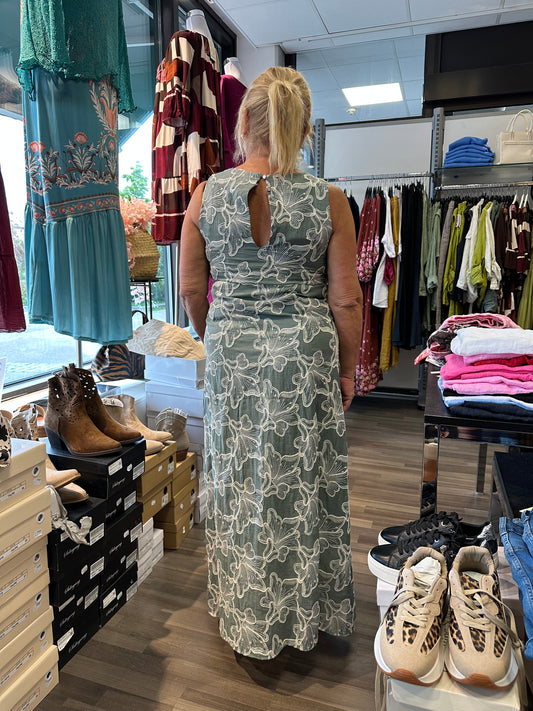 Brodeerattu mekko Torli
