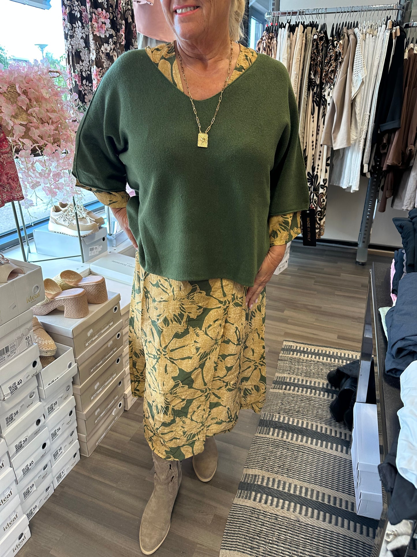 Laatikkoneule khaki