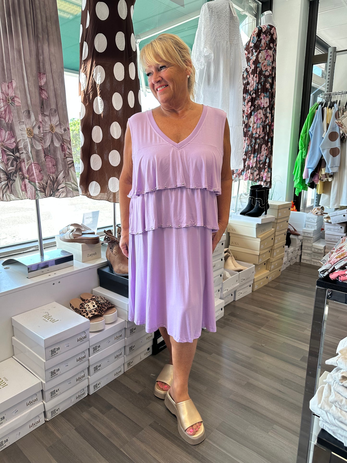 Plussize trikoinen mekko kerros-yksityiskohdalla (3 väriä)