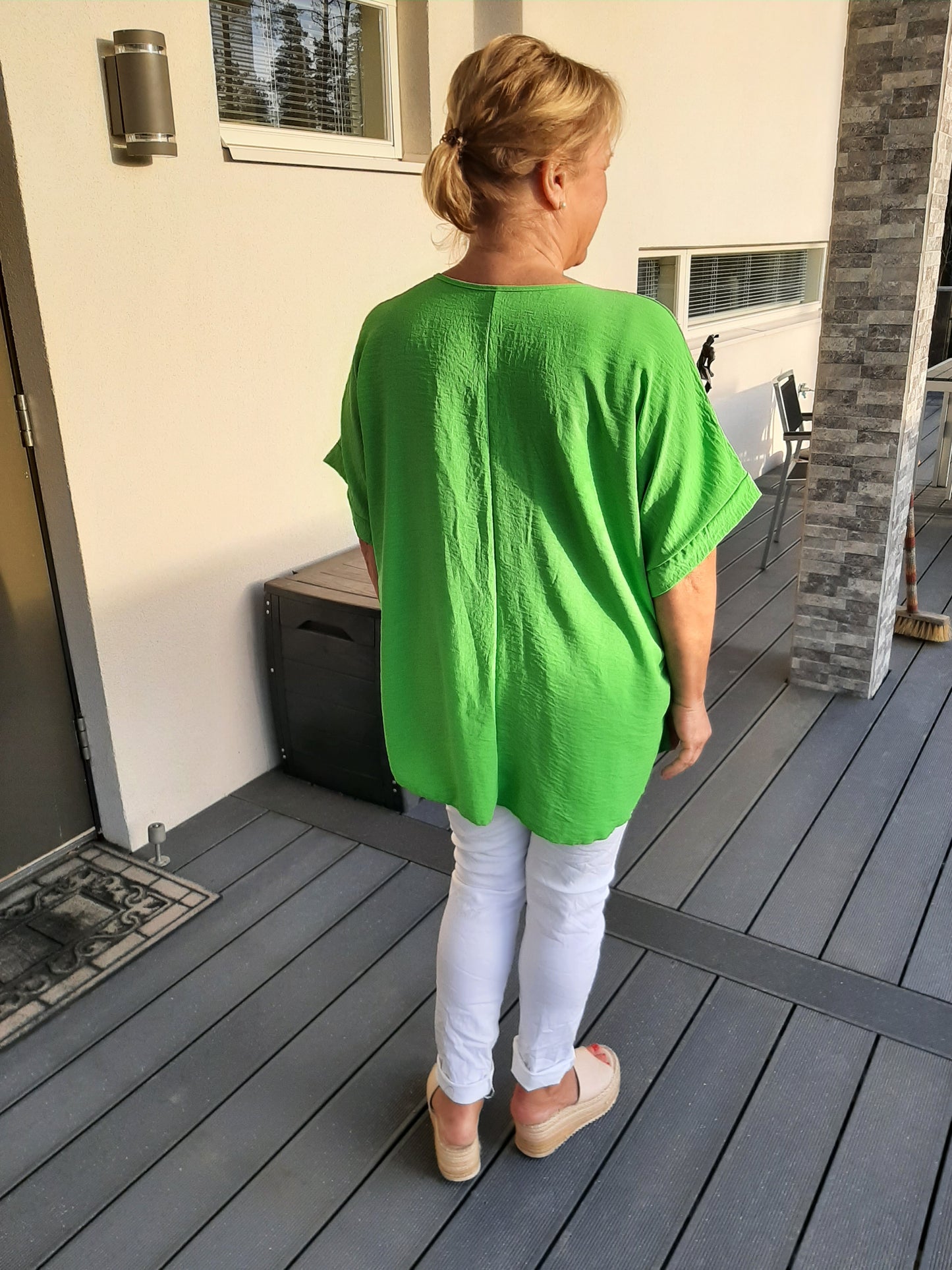 T-paita vihreä