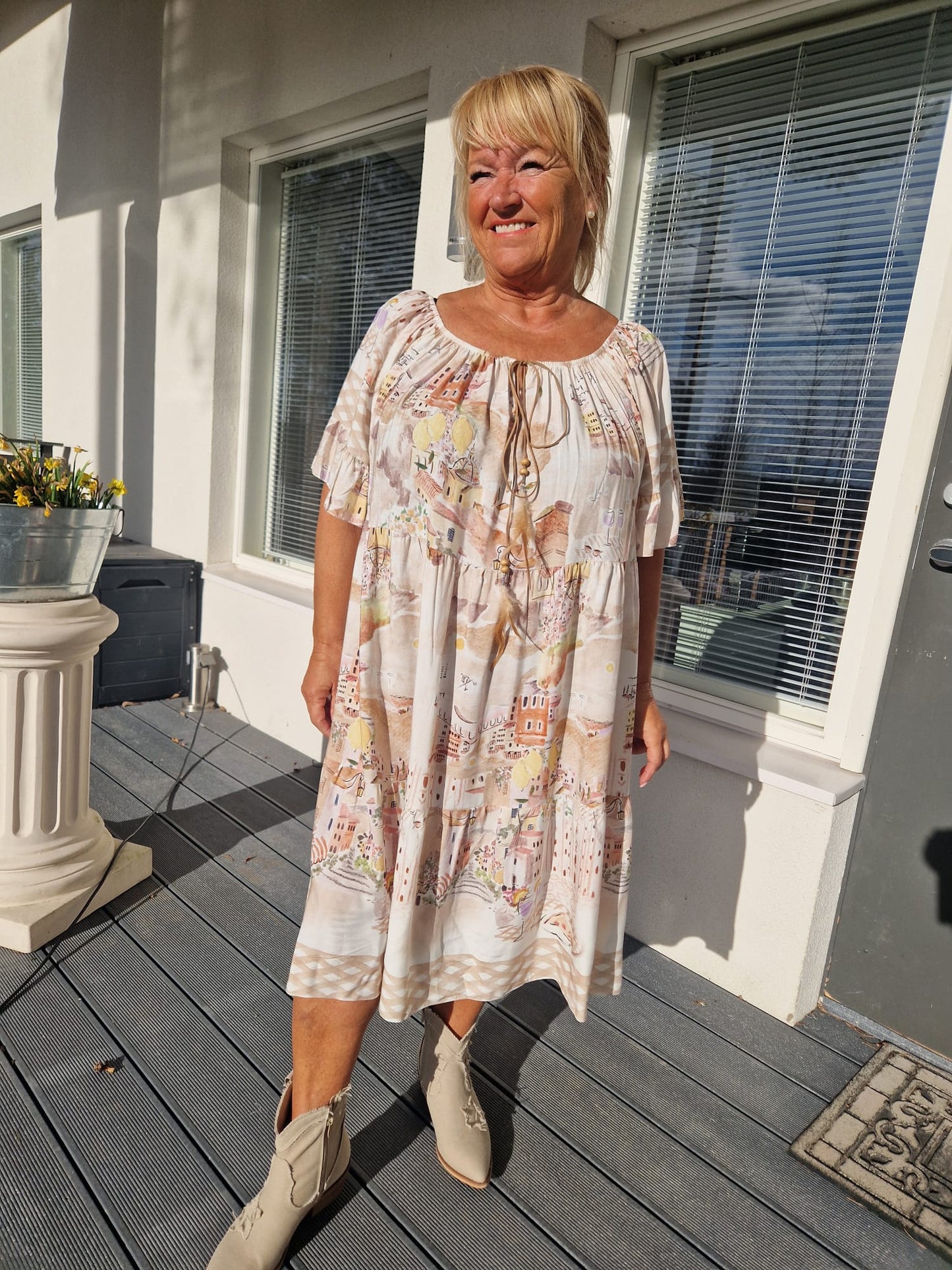 Plussize viskoosimekko