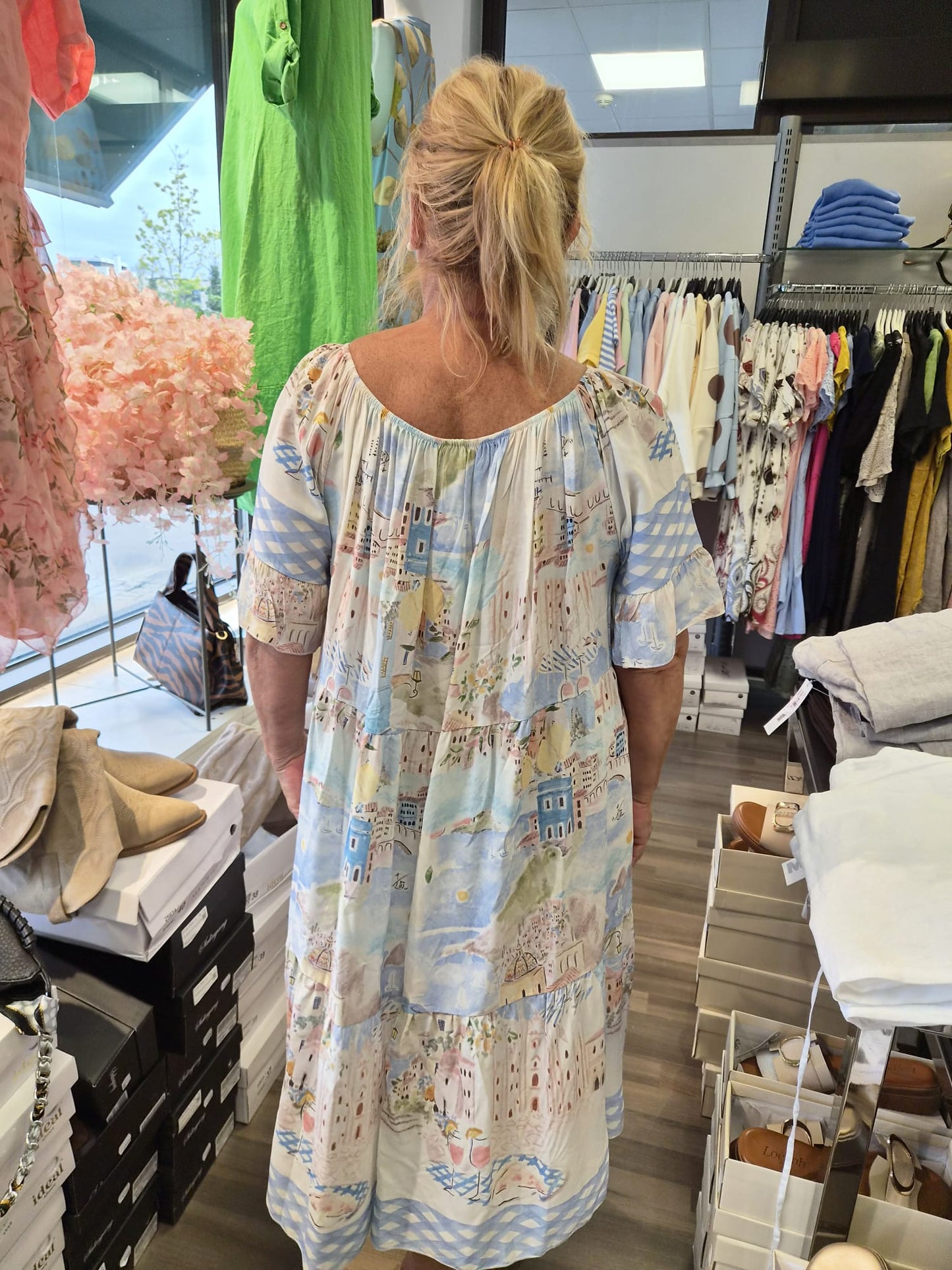 Plussize viskoosimekko