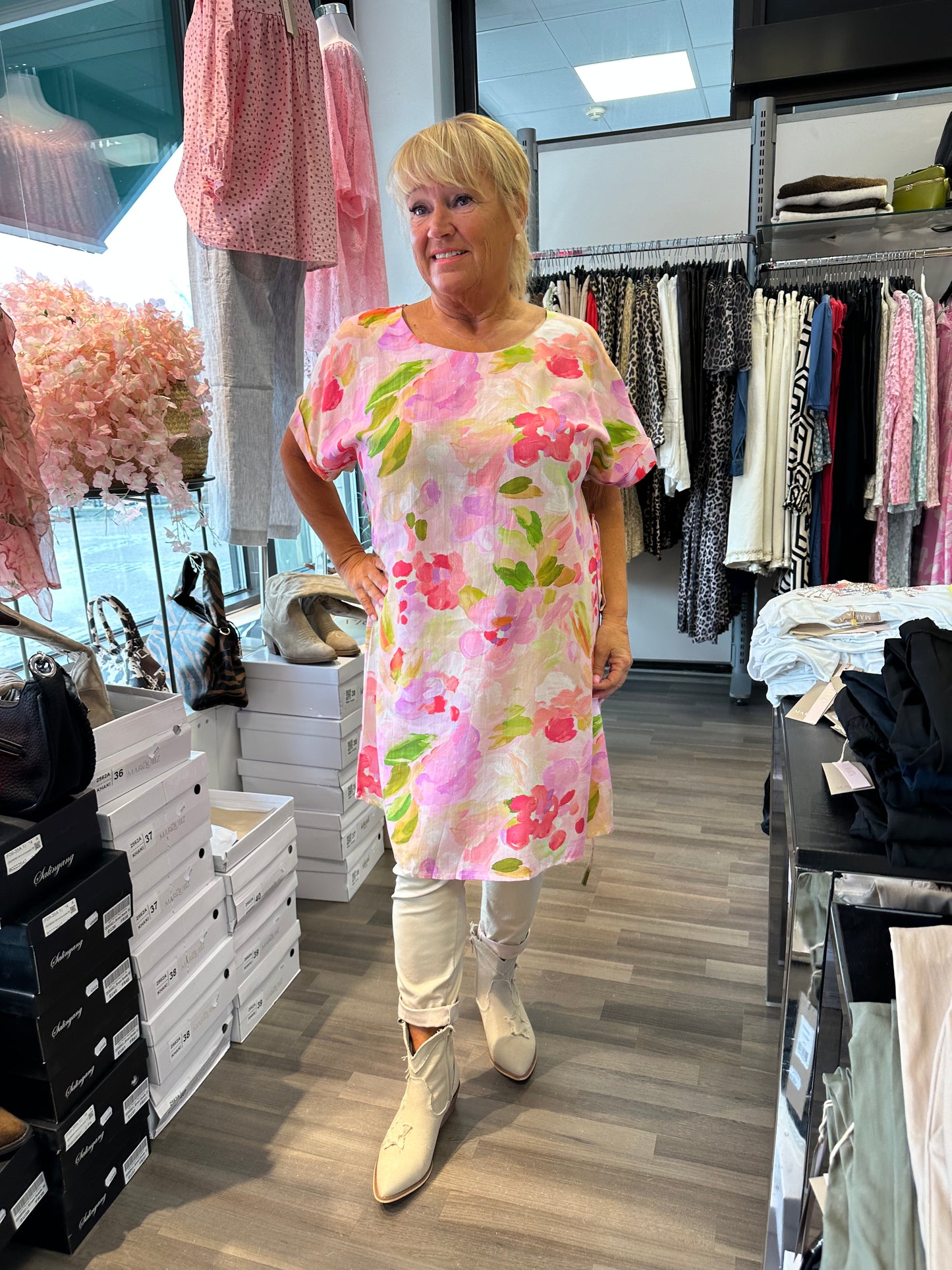 Kevyt viskoositunika (4 väriä)