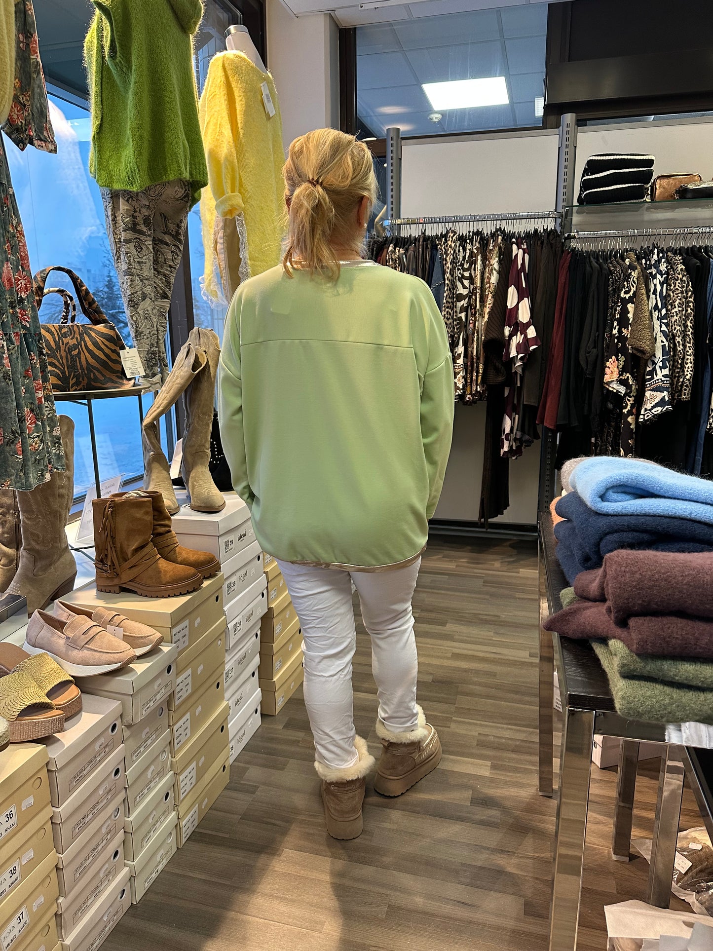 College-pusero Metallic Heart pistaasi