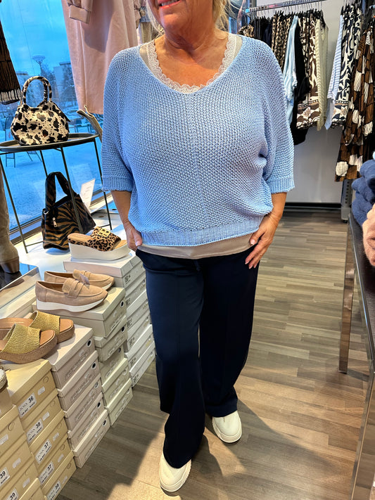 One size neule vaaleansininen