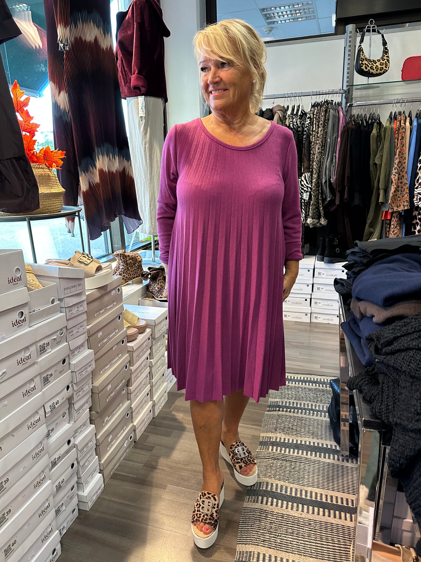 Pliseerattu neulemekko/tunika mauve