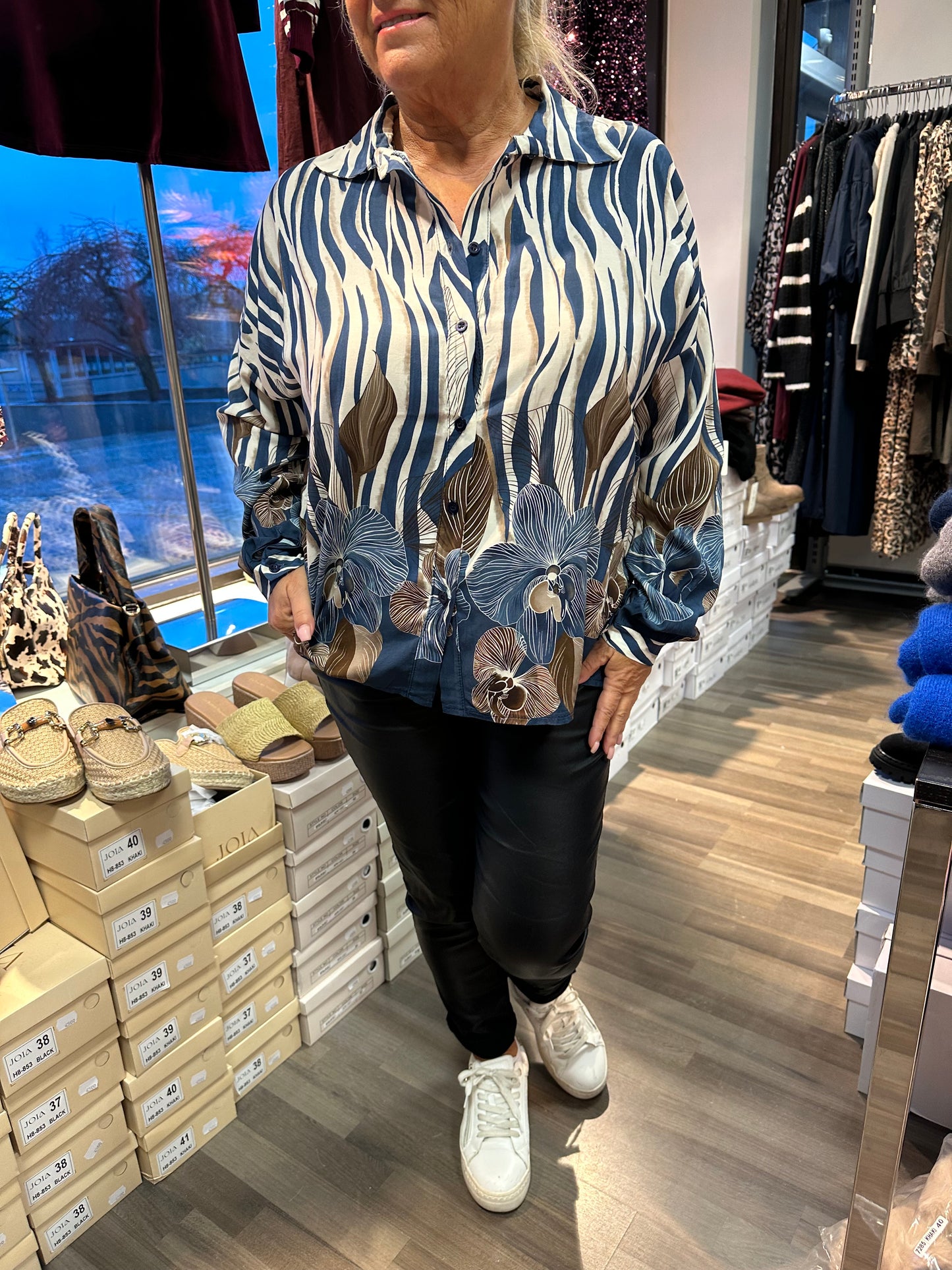 Viskoosipaitis sininen