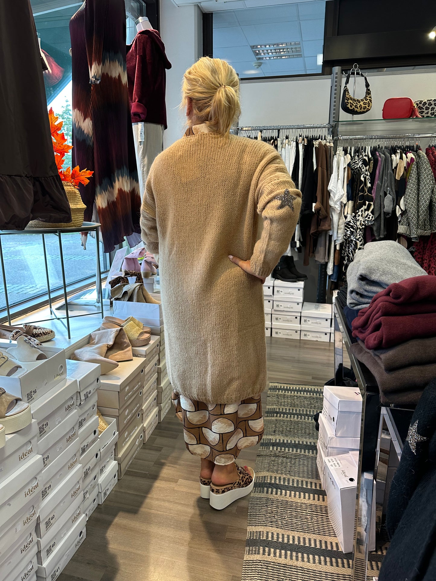 Neuletakki Star kameli