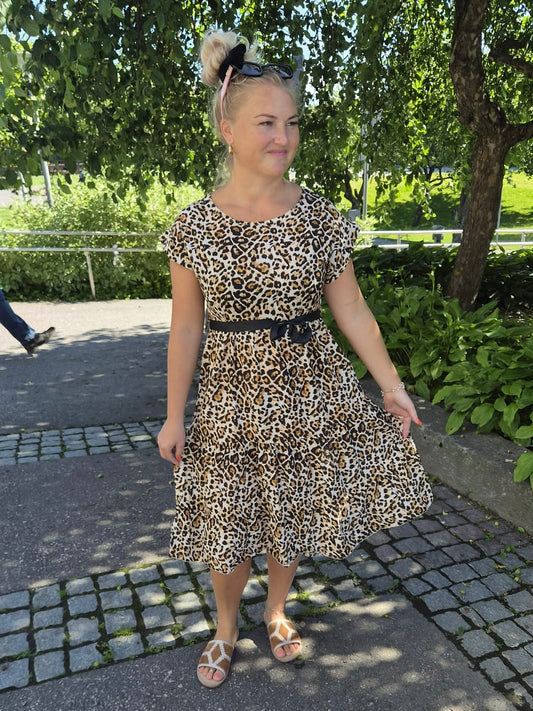 Leo puuvillamekko