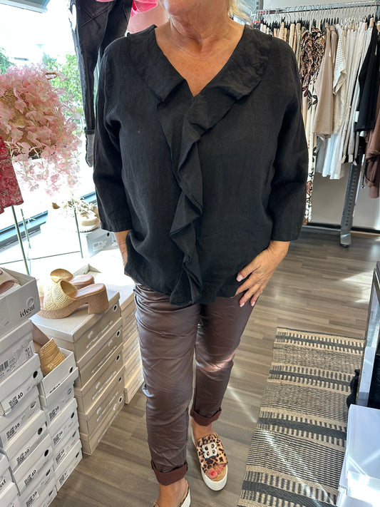 Pellavapusero röyhelöllä musta