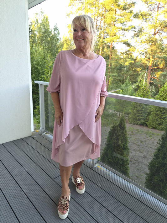 Reilummankoon sifonkimekko (6 väriä)