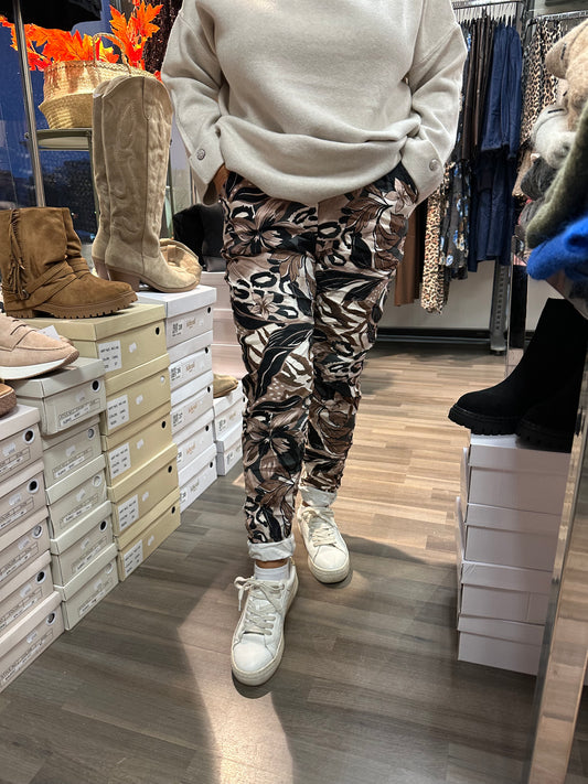 Kuviolliset säämiskähousut beessi