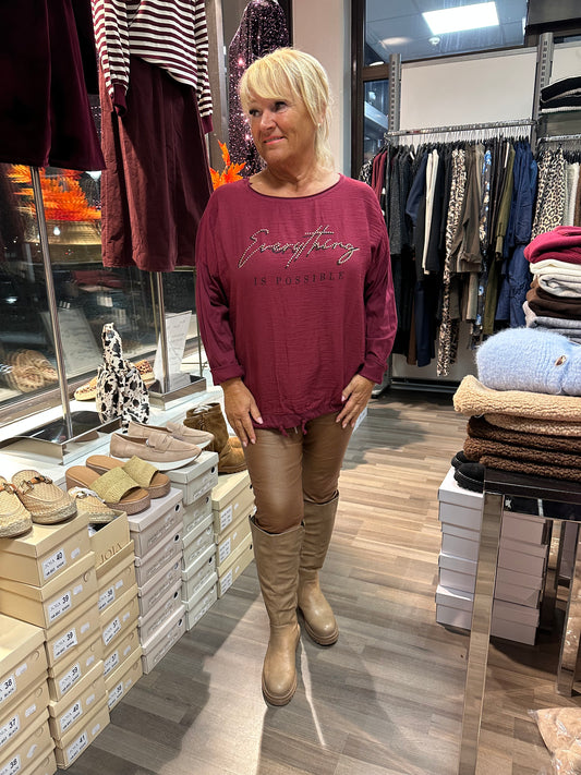 T-paita Everything Bling viininpunainen