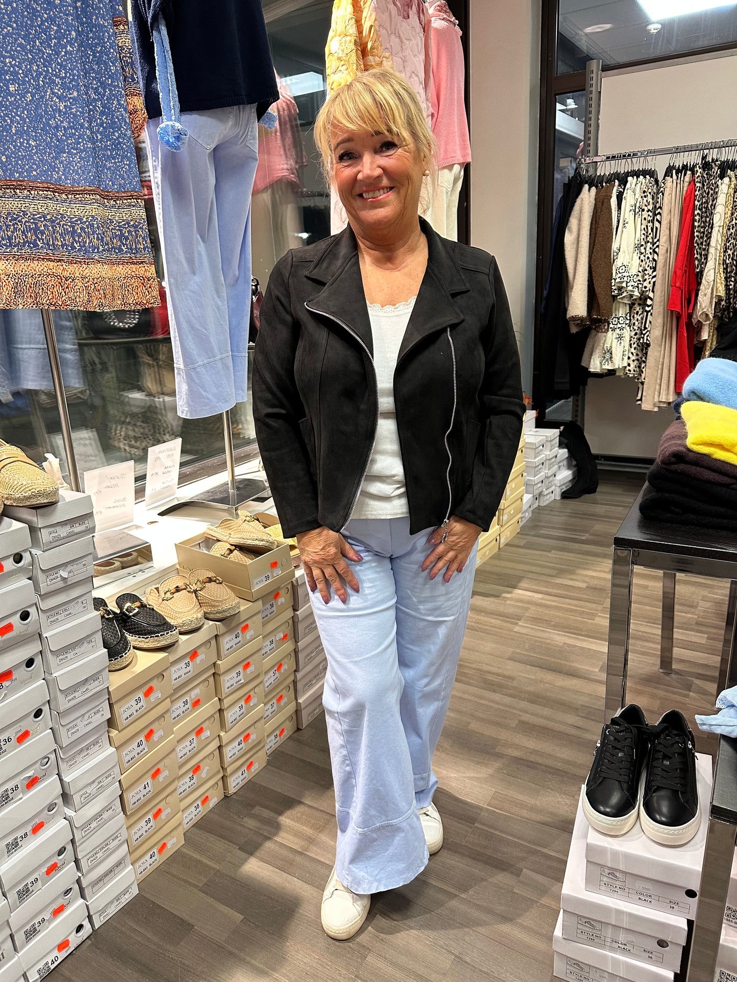 Keinomokkainen biker jakku (6 väriä)