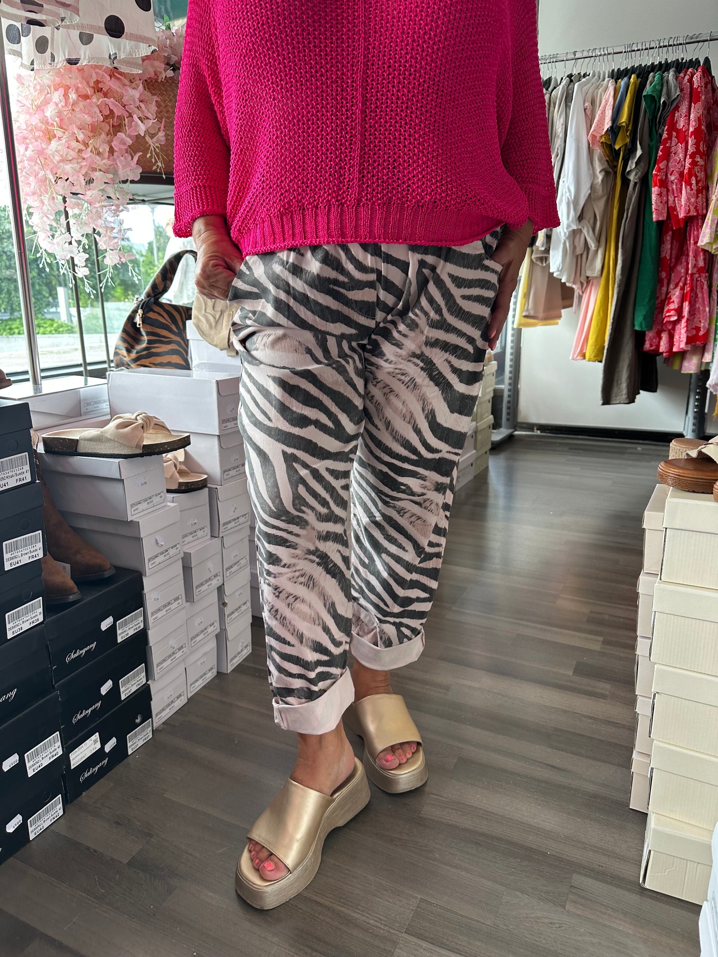 Plussize kuviollinen housu (3 sävyä)