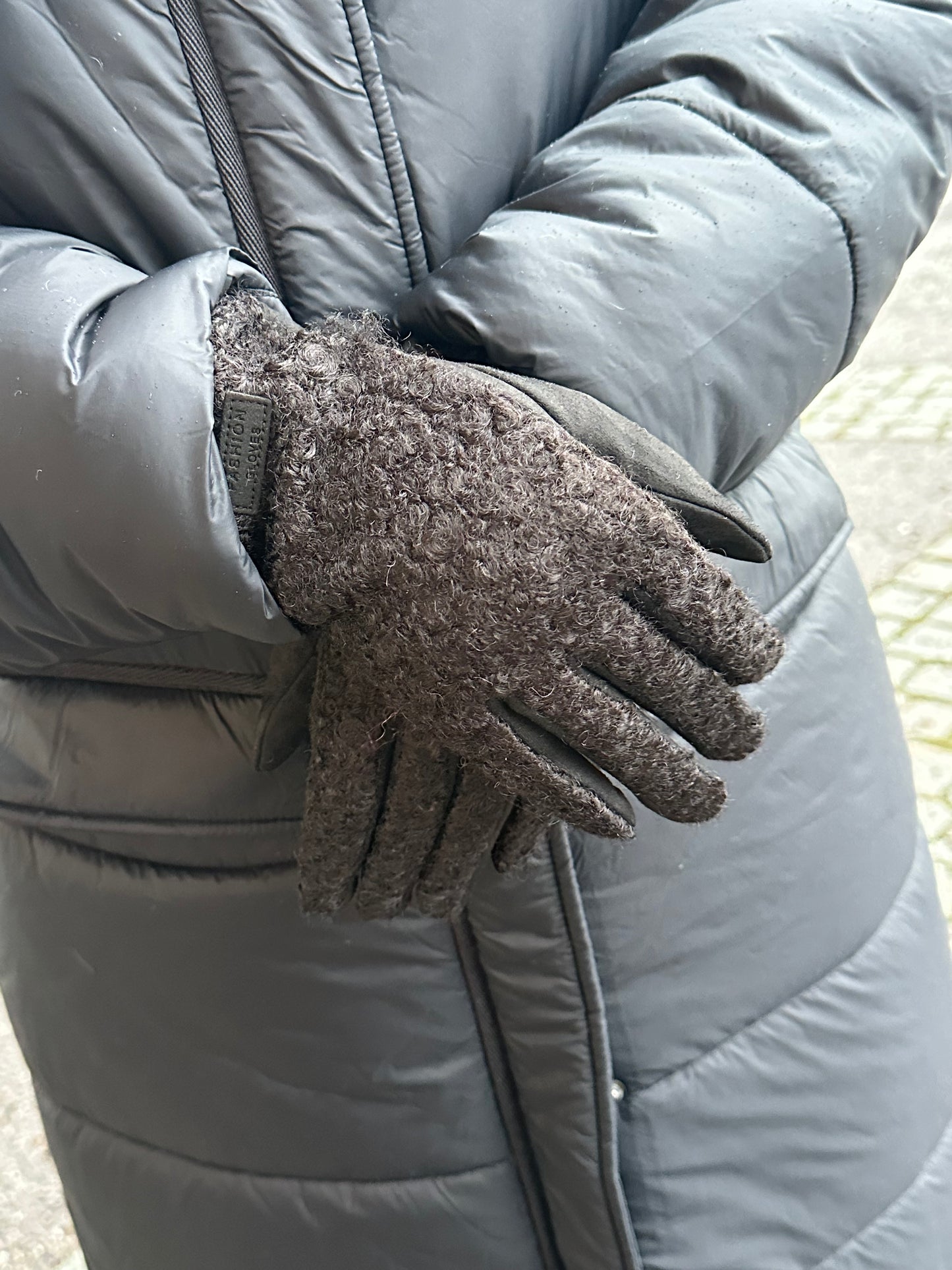 Bouclee sormikkaat musta