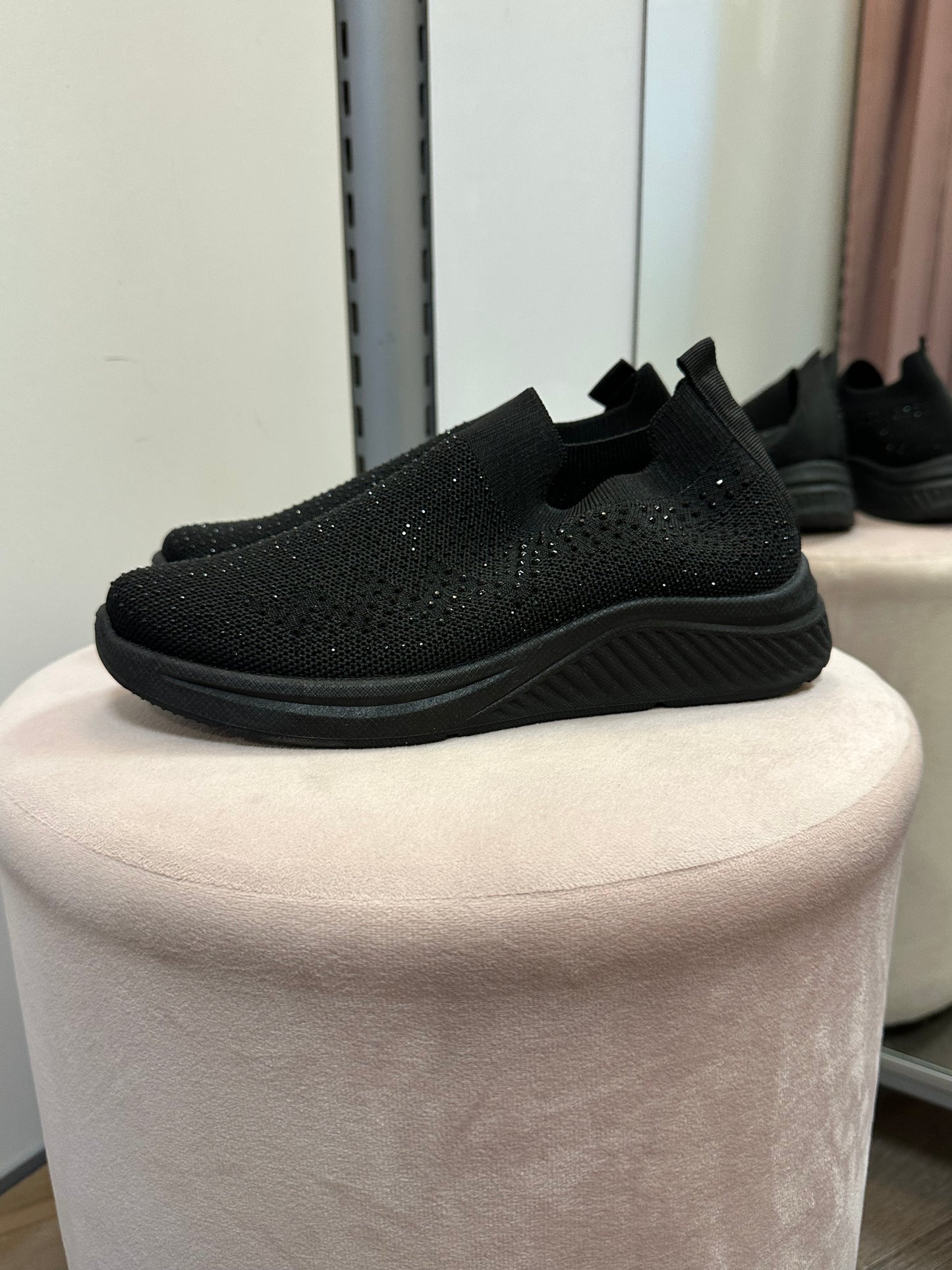 Tossutennarit blingillä musta