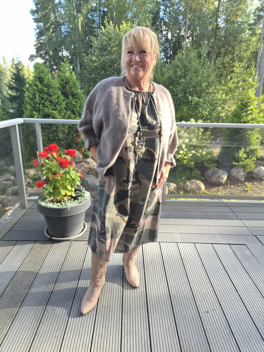 Viskoosimekko Sarai Camo