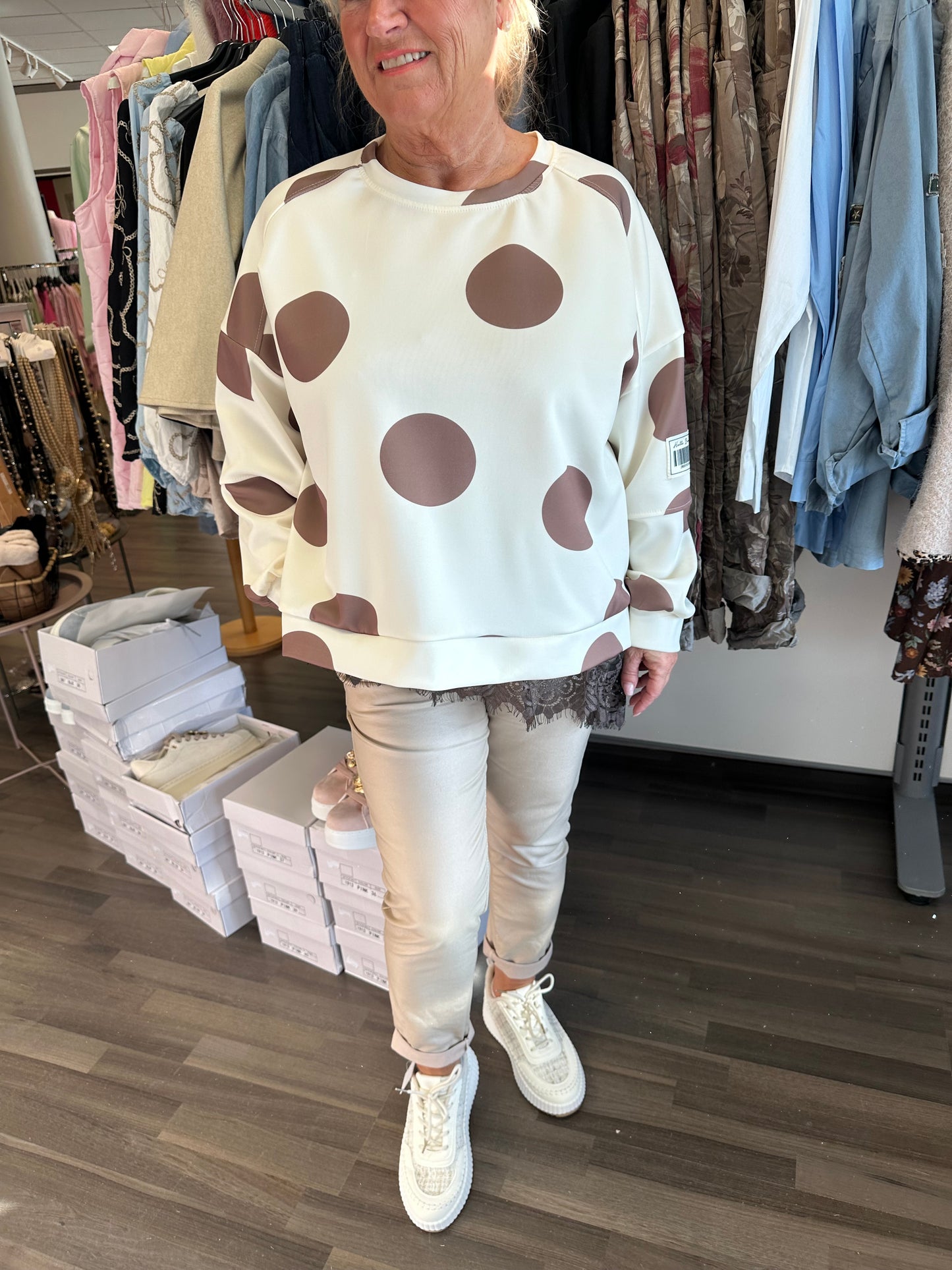 Collegepusero pallokuosinen kerma