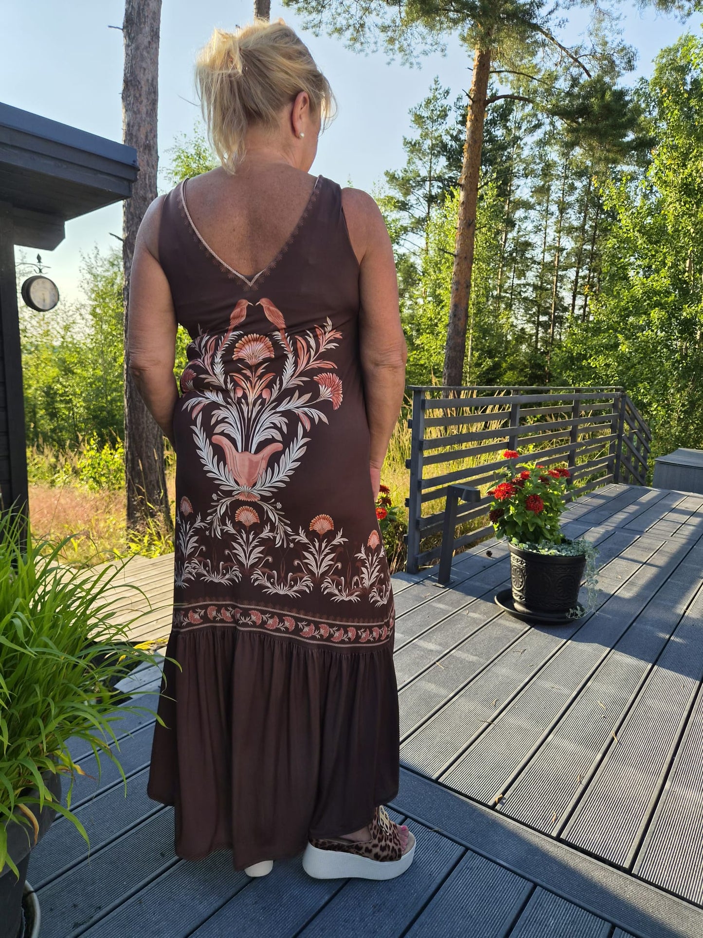 Kuviollinen pitkä mekko (9 väriä)