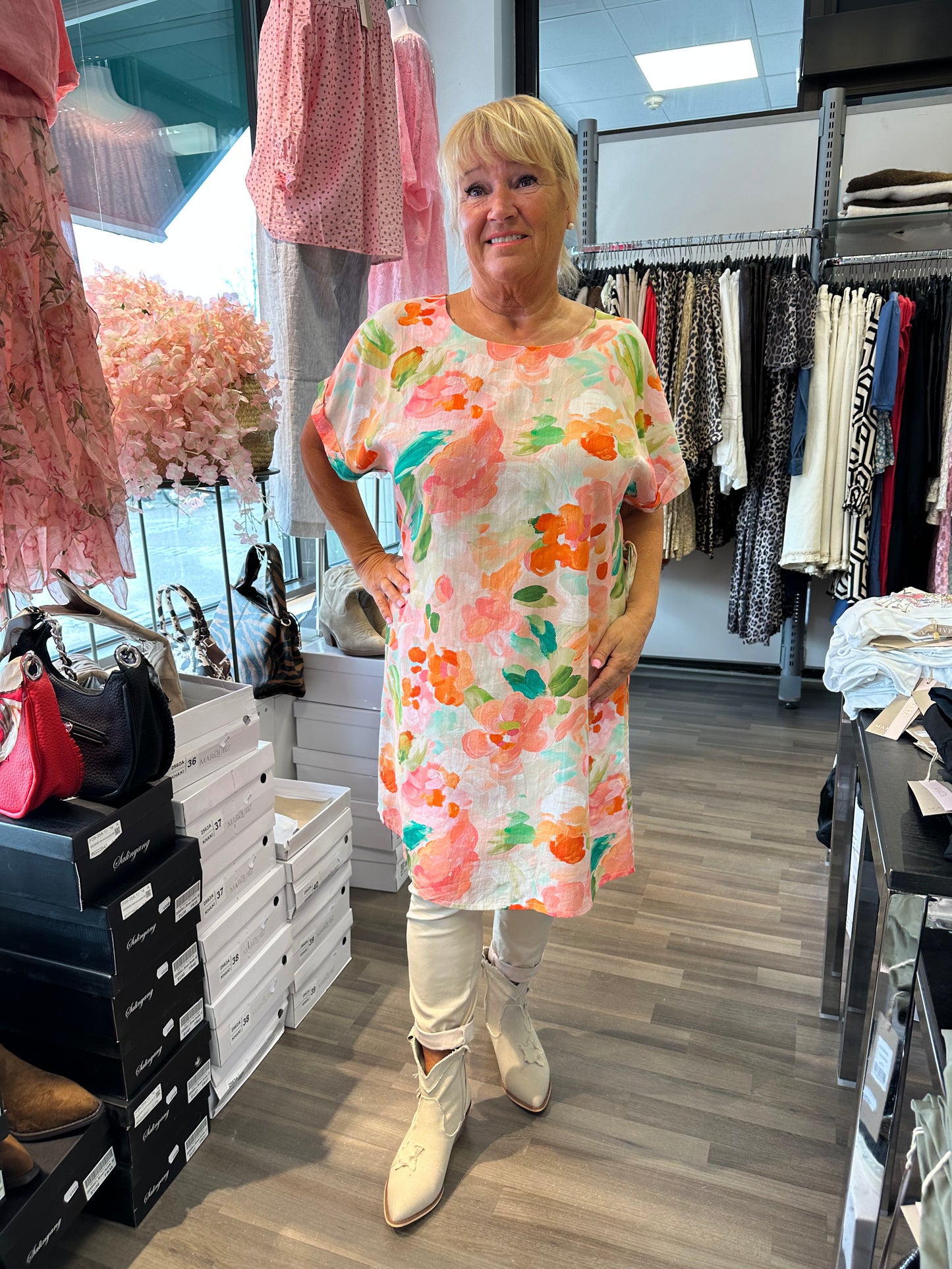 Kevyt viskoositunika (4 väriä)