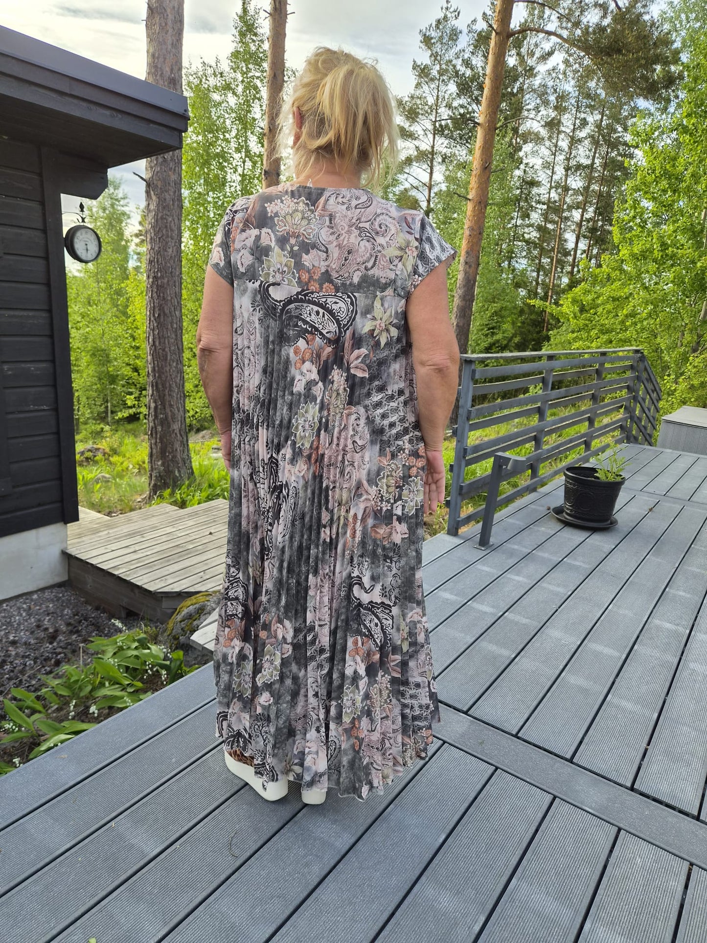 Kuviollinen pliseerattu mekko (5 väriä)