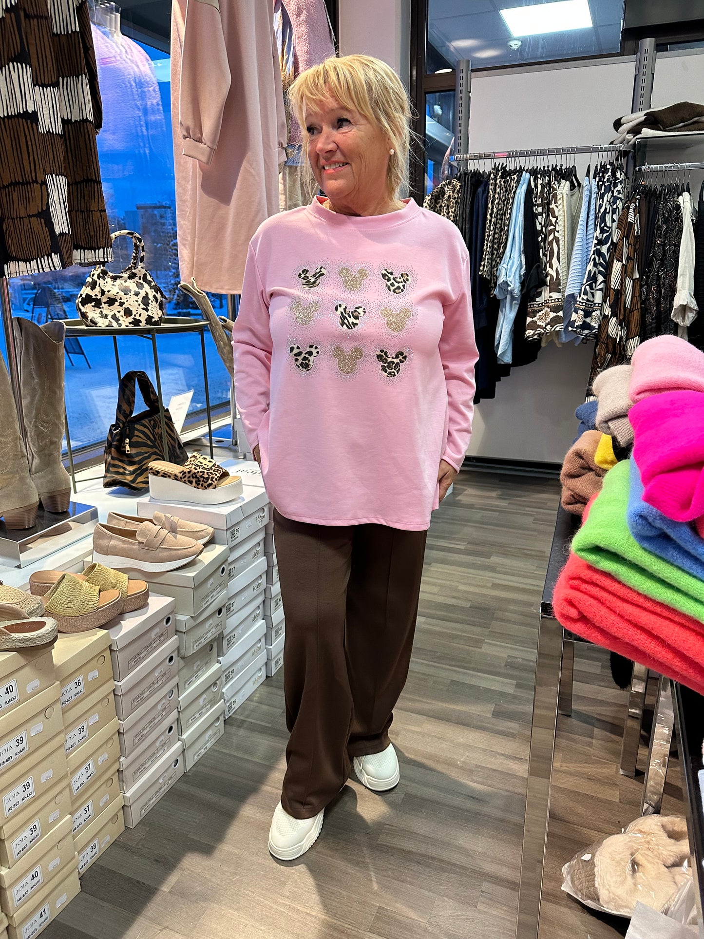 College pusero pikku Mikki roosa