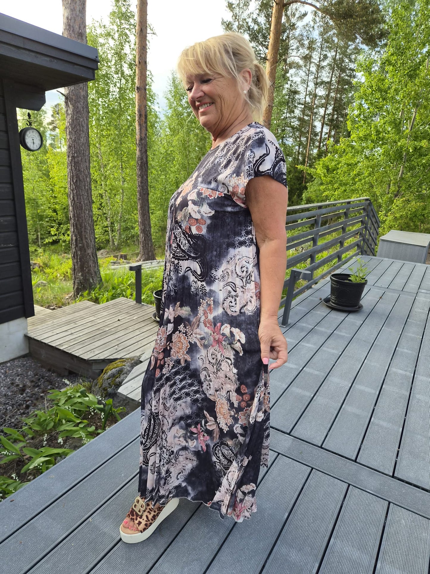 Kuviollinen pliseerattu mekko (5 väriä)