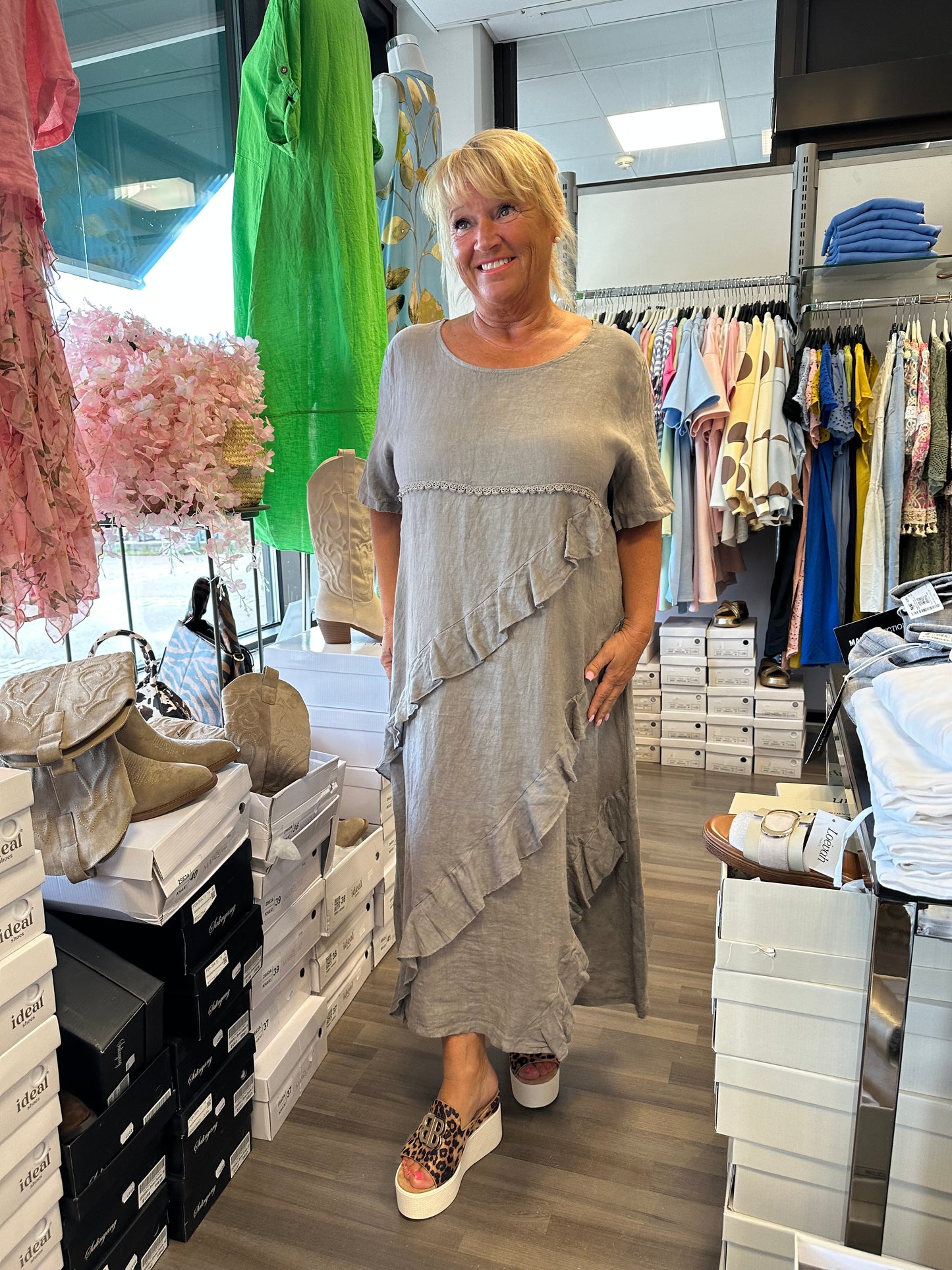 Pellavamekko Frilla taupe