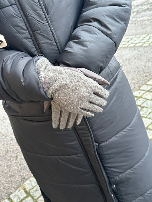 Bouclee sormikkaat harmaa