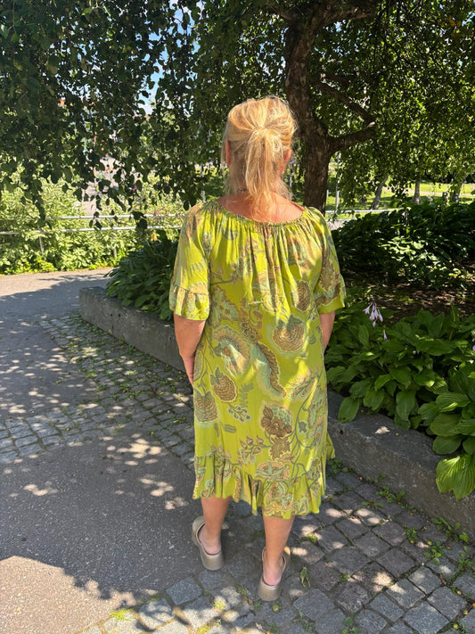 Kuviollinen viskoosimekko (4 väriä)