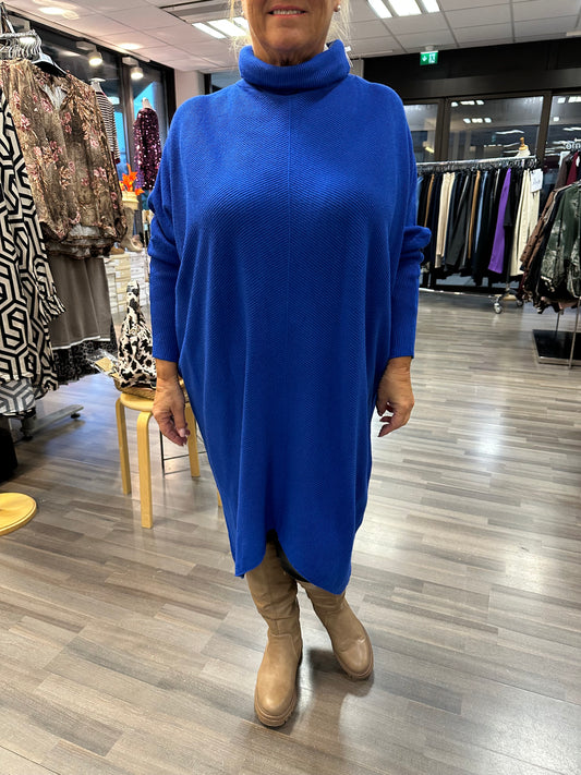 Oversize neuletunika sininen