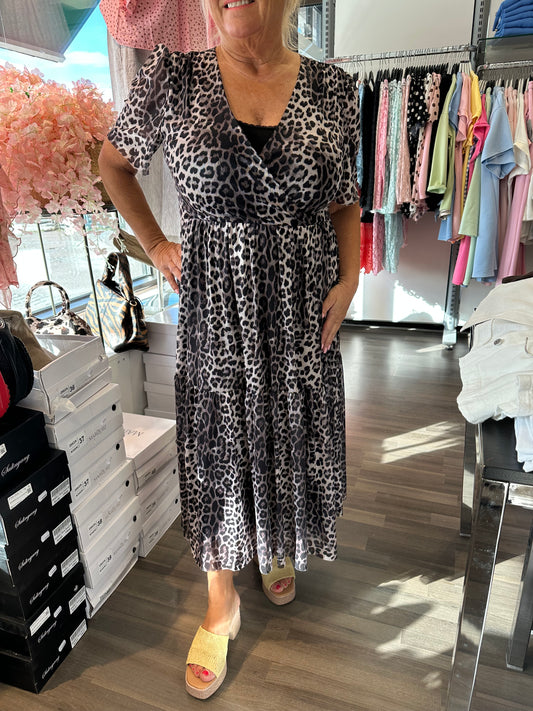 Mesh kietaisutyylinen mekko