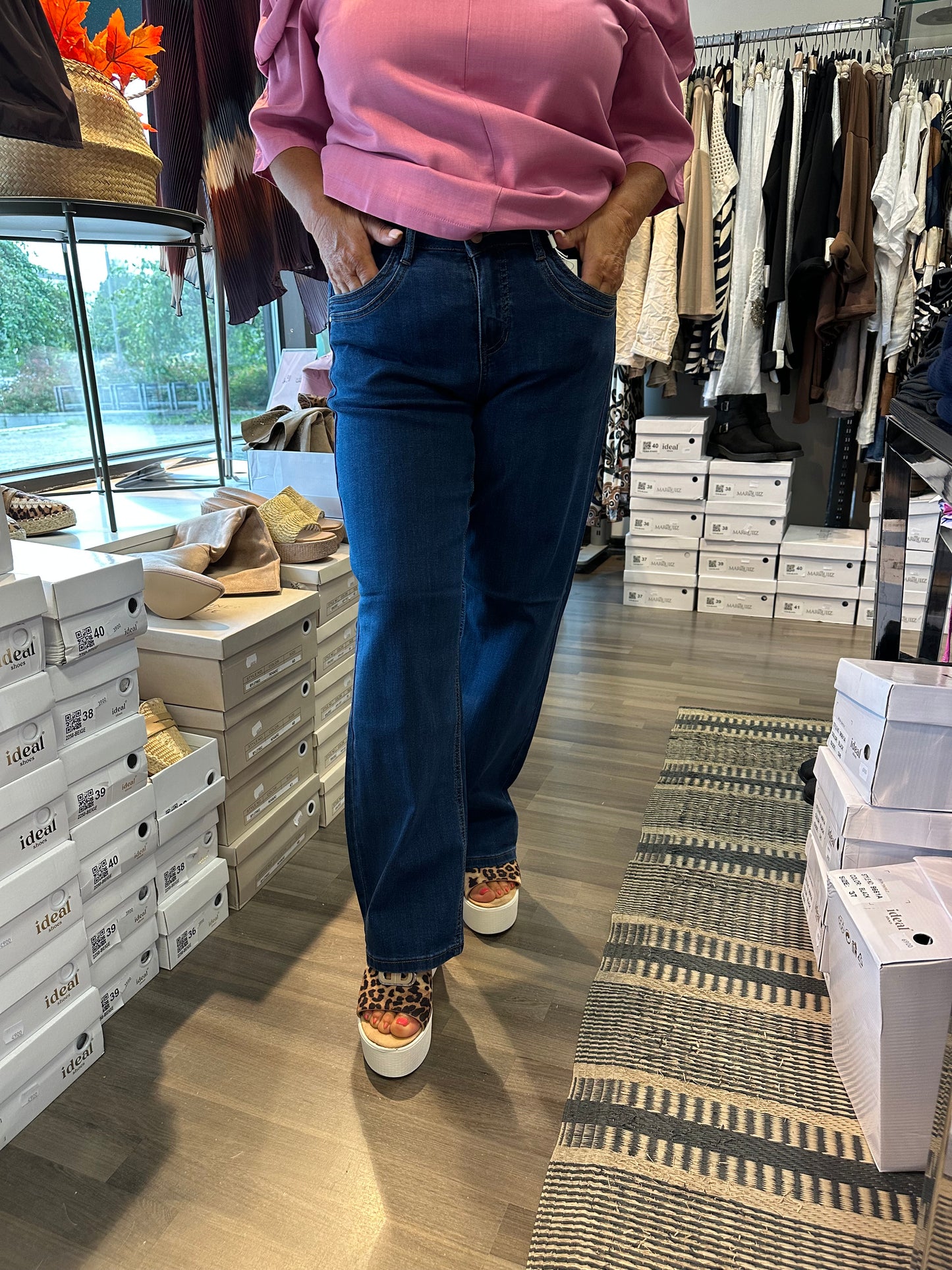 Suoralahkeiset farkut