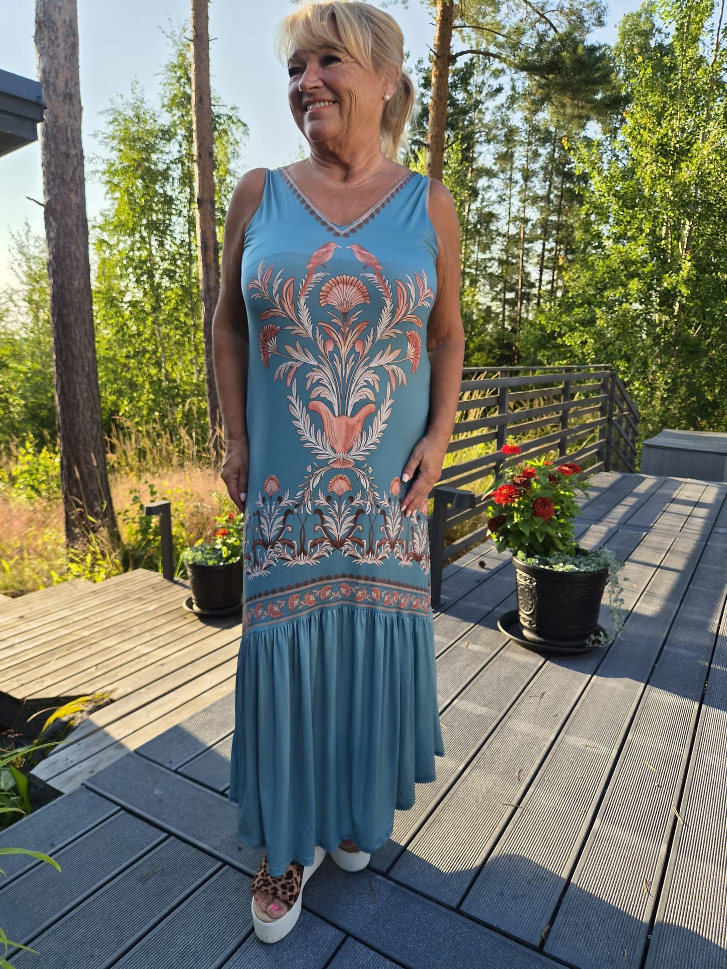 Kuviollinen pitkä mekko (9 väriä)