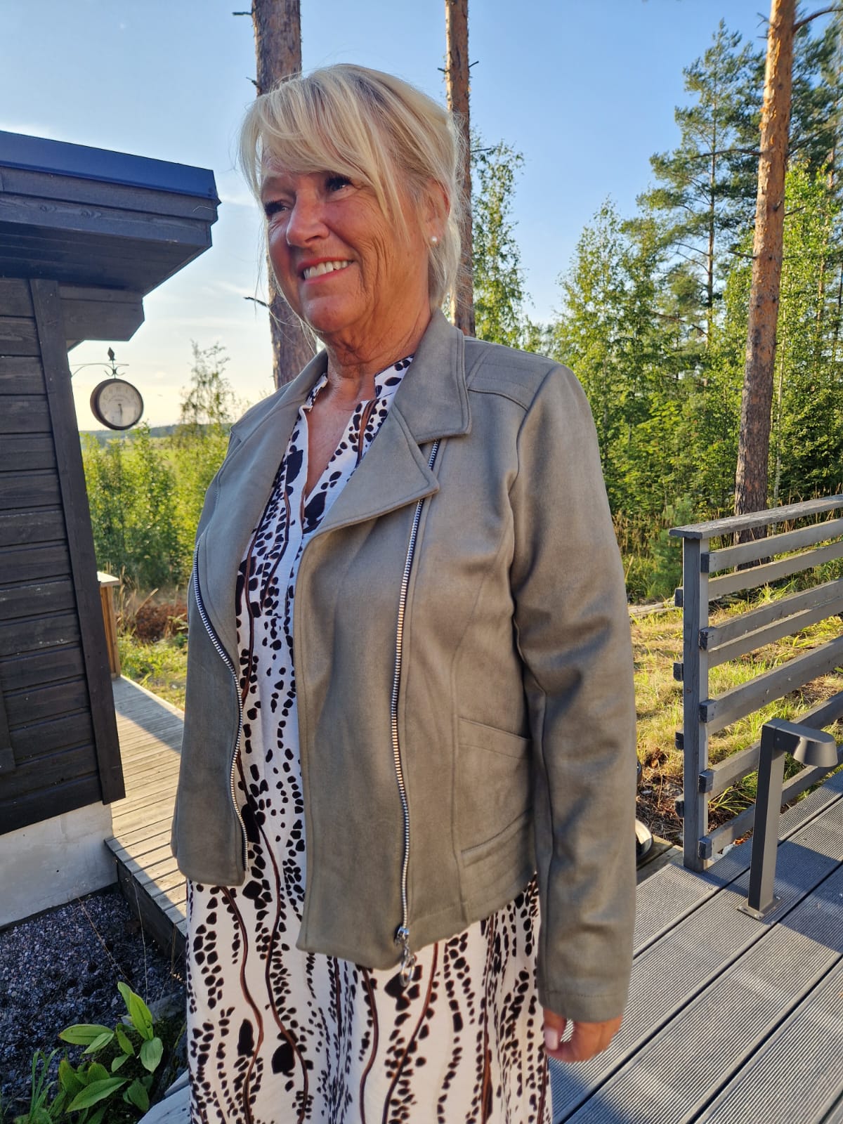 Keinomokkainen biker jakku khaki