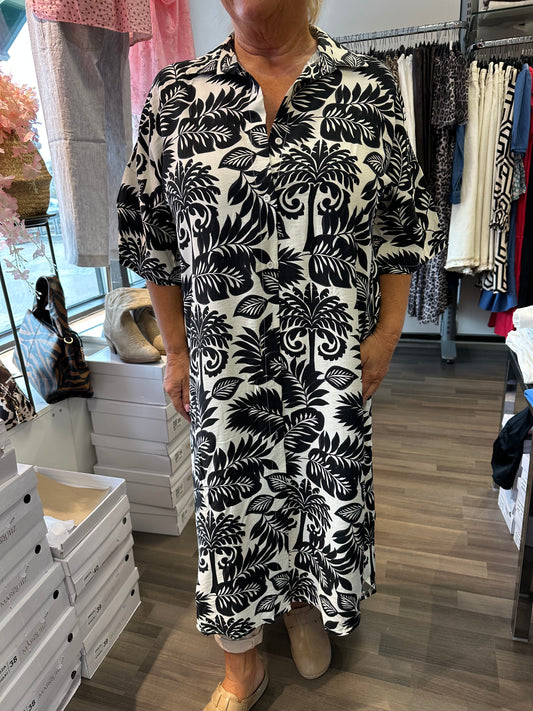 Kuviollinen paitamekko musta