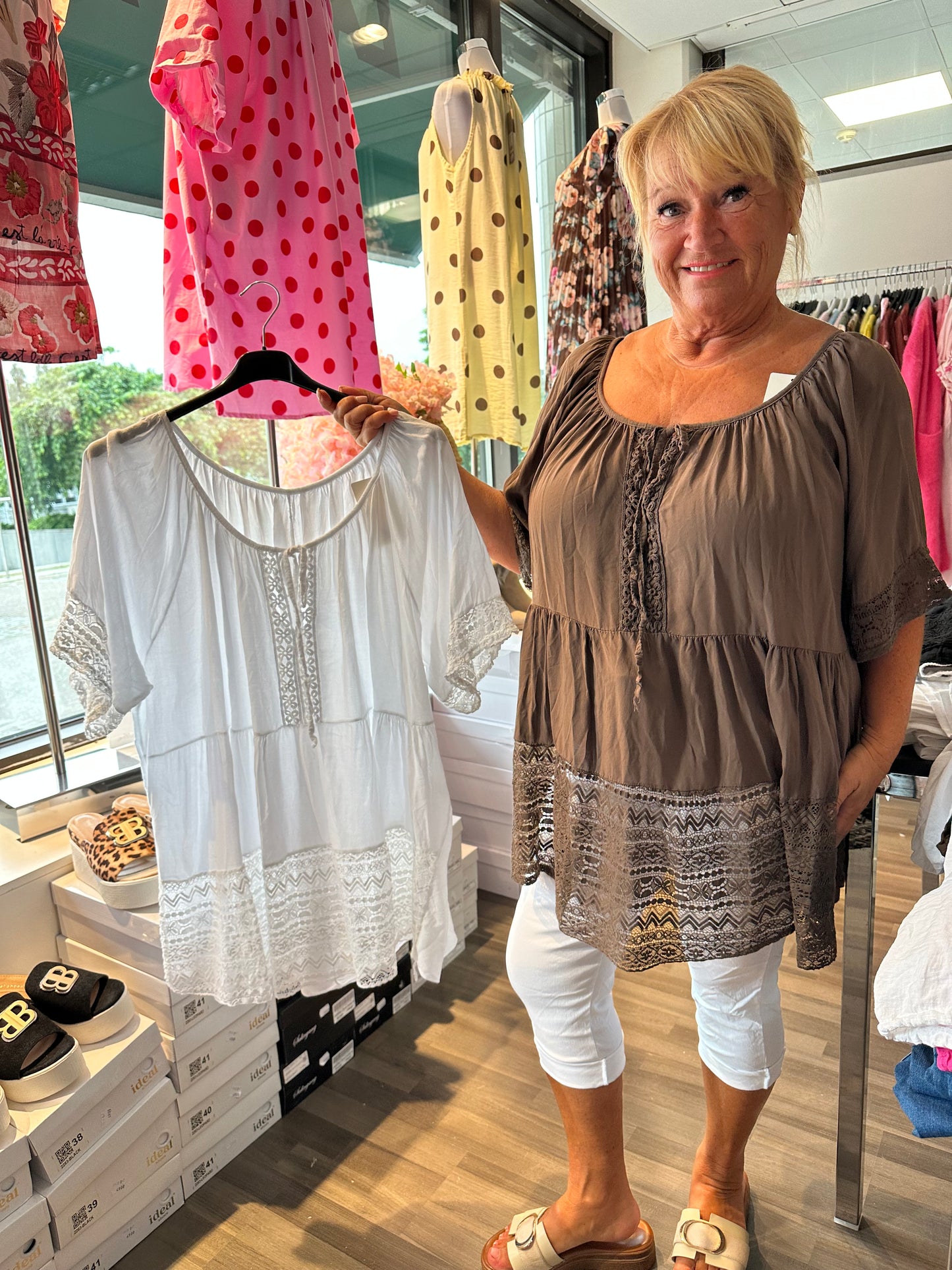 Plussize viskoositunika (3 väriä)