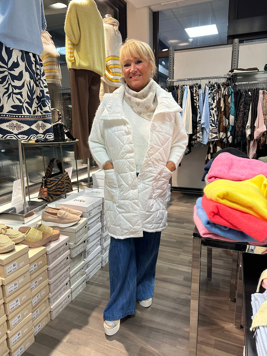 Tikkiliivi valkoinen