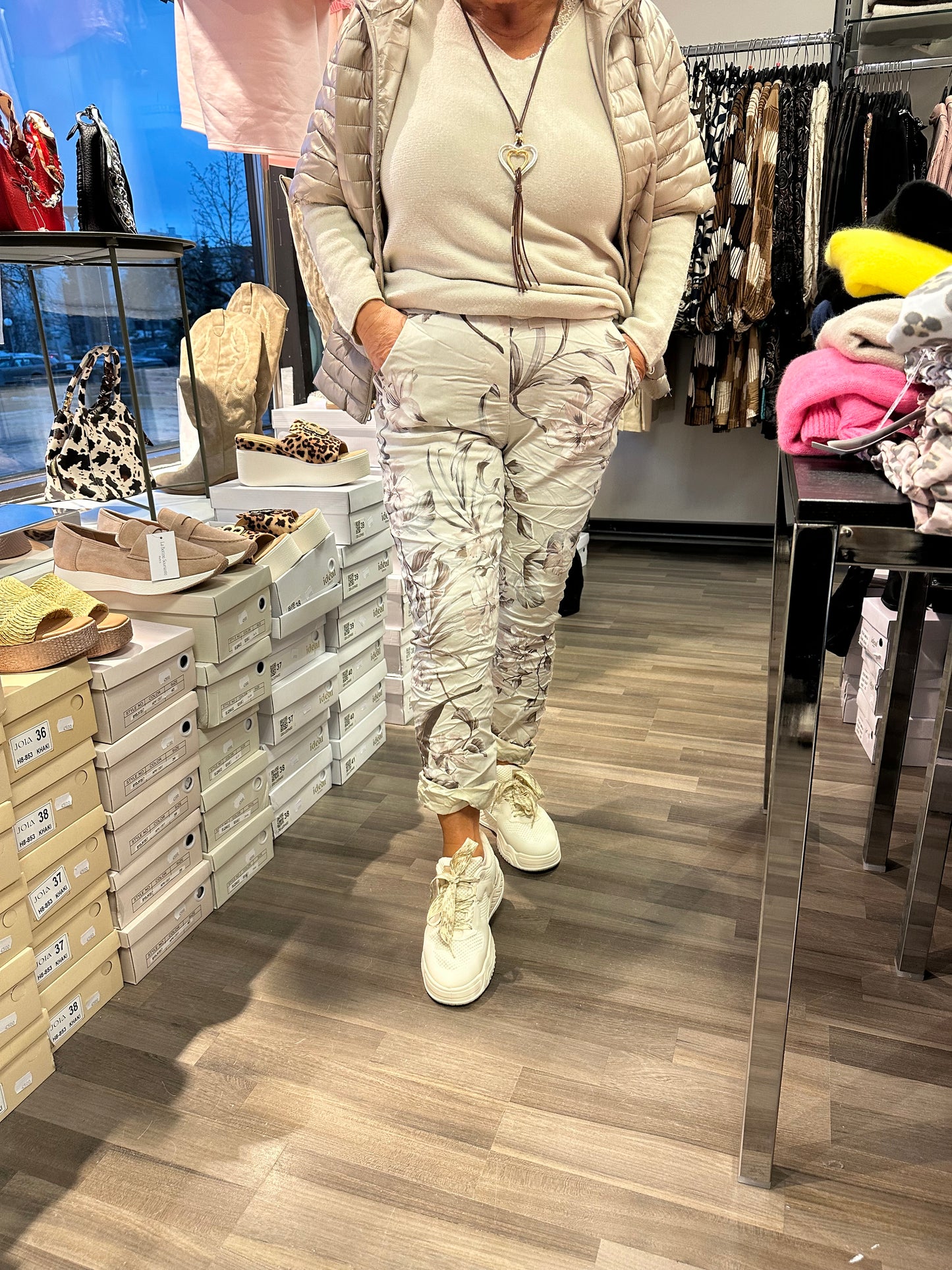 Spring Flower stretch housu beessi