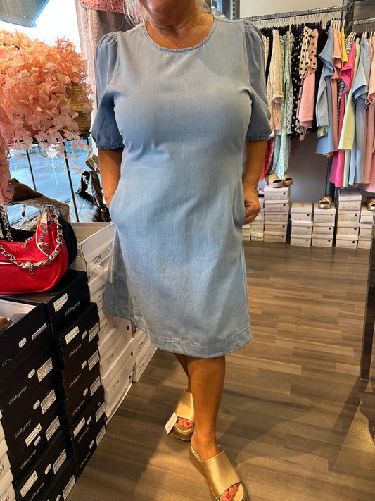 Lyhyt farkkumekko vaalea sininen