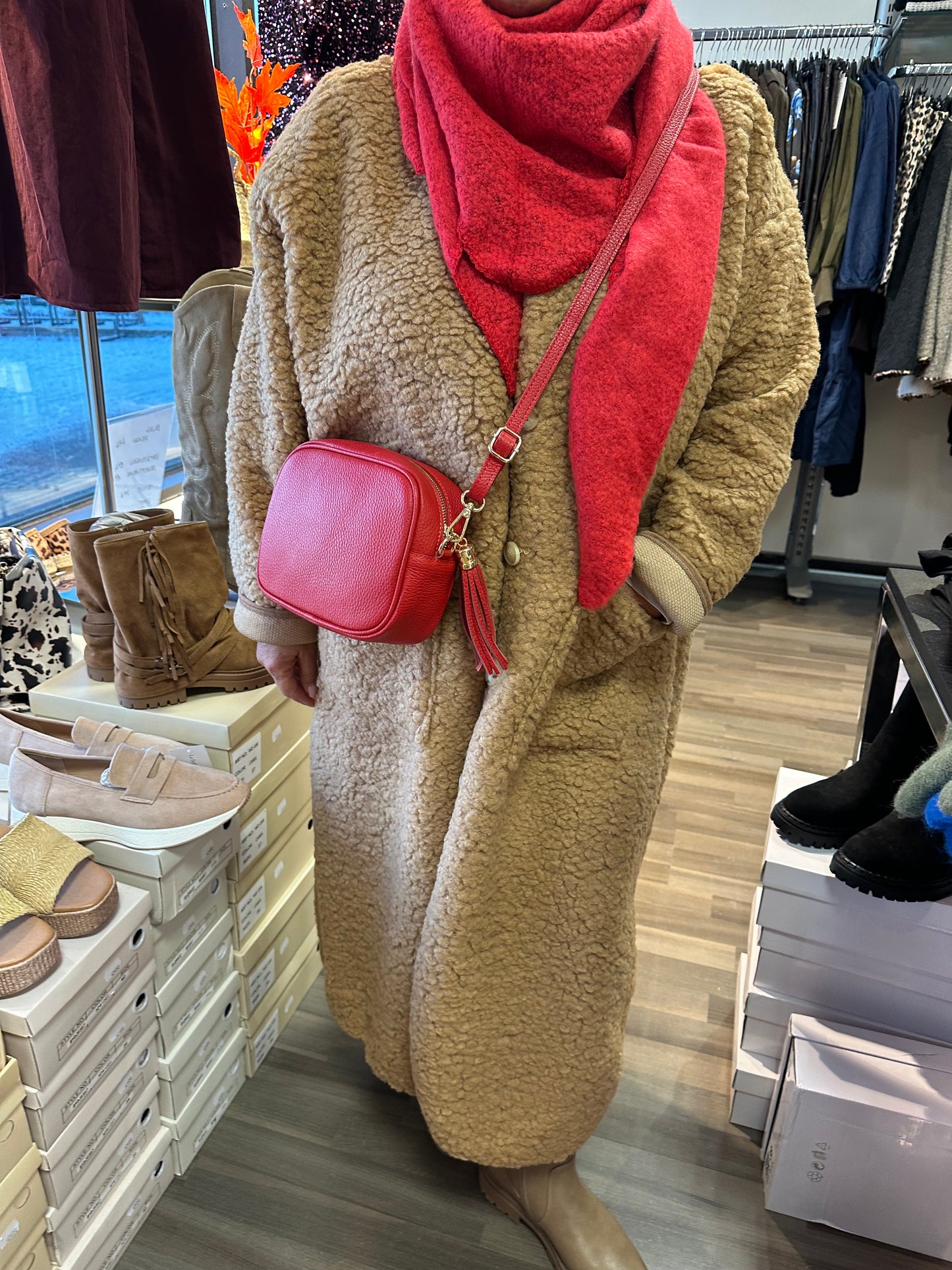 Nahkalaukku punainen