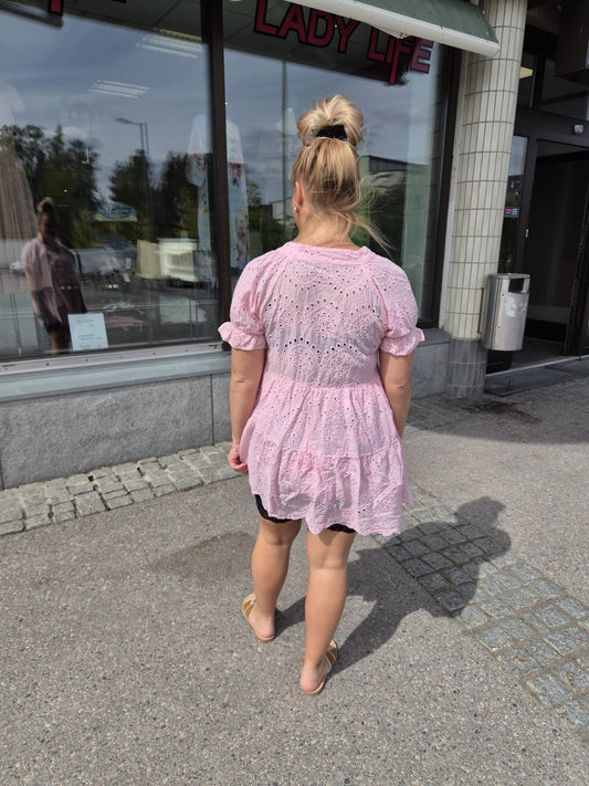 Brodeerattu puuvillatunika (4 väriä)