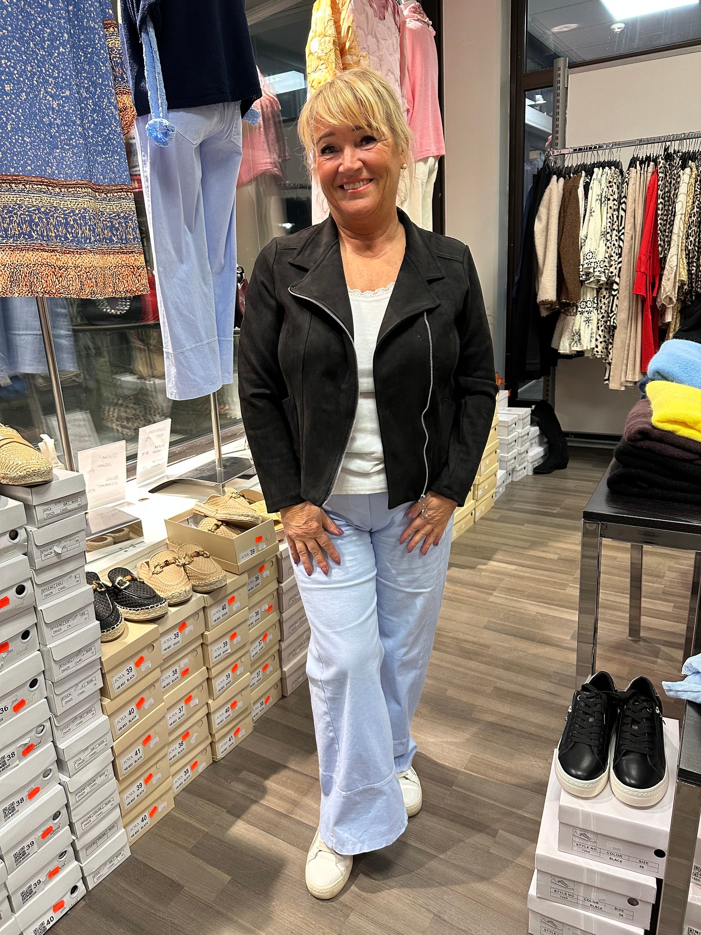 Keinomokkainen biker jakku (6 väriä)